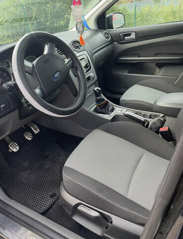 Черный Форд Фокус, объемом двигателя 2 л и пробегом 289 тыс. км за 6500 $, фото 12 на Automoto.ua