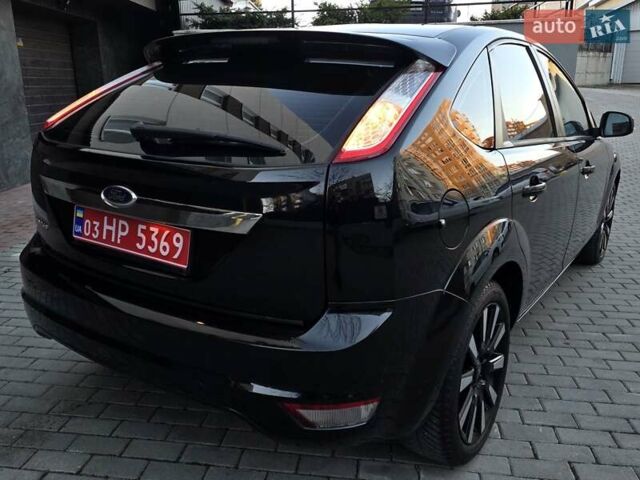 Черный Форд Фокус, объемом двигателя 1.6 л и пробегом 209 тыс. км за 6850 $, фото 6 на Automoto.ua