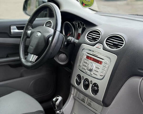 Форд Фокус 2009 у Вінниці на Automoto.ua Чорний Форд Фокус, об'ємом двигуна 1.6 л та пробігом 190 тис. км за 6300 $, фото 23 на Automoto.ua