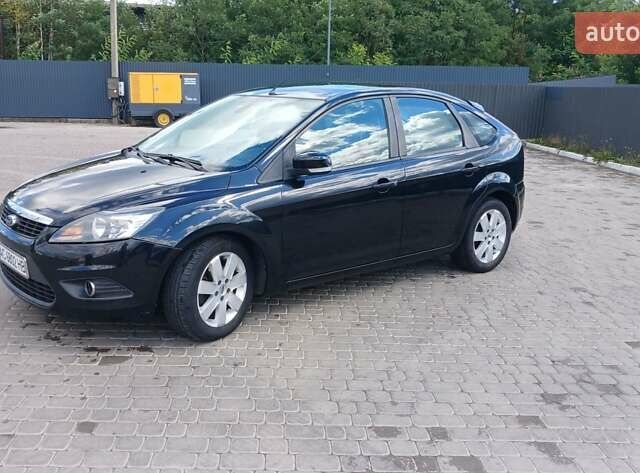 Черный Форд Фокус, объемом двигателя 1.56 л и пробегом 405 тыс. км за 4950 $, фото 12 на Automoto.ua