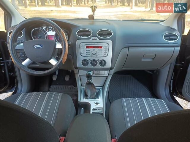 Чорний Форд Фокус, об'ємом двигуна 1.62 л та пробігом 142 тис. км за 6500 $, фото 6 на Automoto.ua