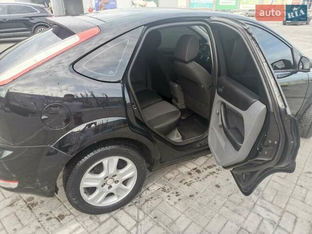 Чорний Форд Фокус, об'ємом двигуна 1.56 л та пробігом 300 тис. км за 4900 $, фото 8 на Automoto.ua