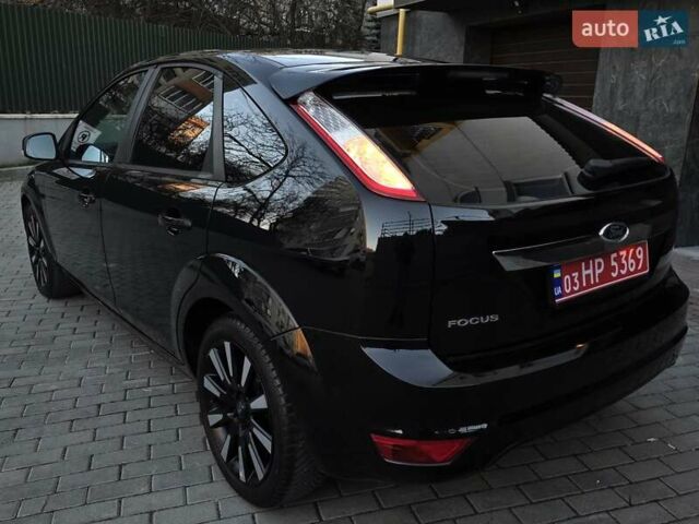 Черный Форд Фокус, объемом двигателя 1.6 л и пробегом 209 тыс. км за 6850 $, фото 9 на Automoto.ua