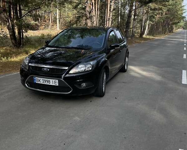 Чорний Форд Фокус, об'ємом двигуна 2 л та пробігом 257 тис. км за 5400 $, фото 7 на Automoto.ua
