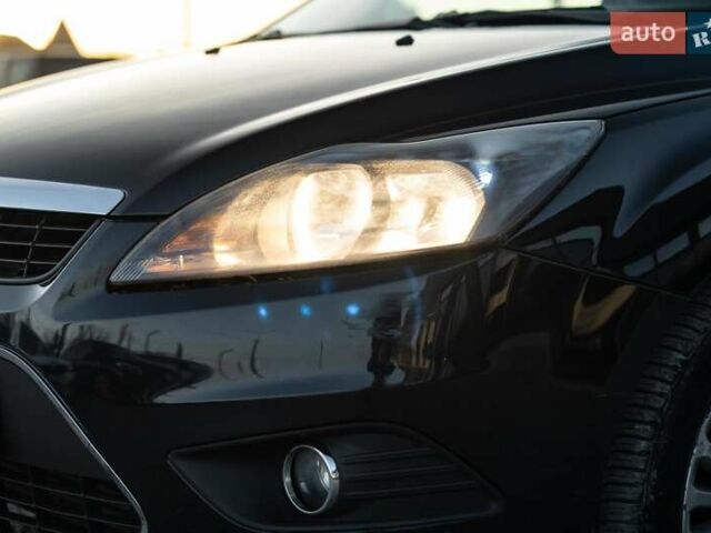 Чорний Форд Фокус, об'ємом двигуна 2 л та пробігом 258 тис. км за 7700 $, фото 11 на Automoto.ua