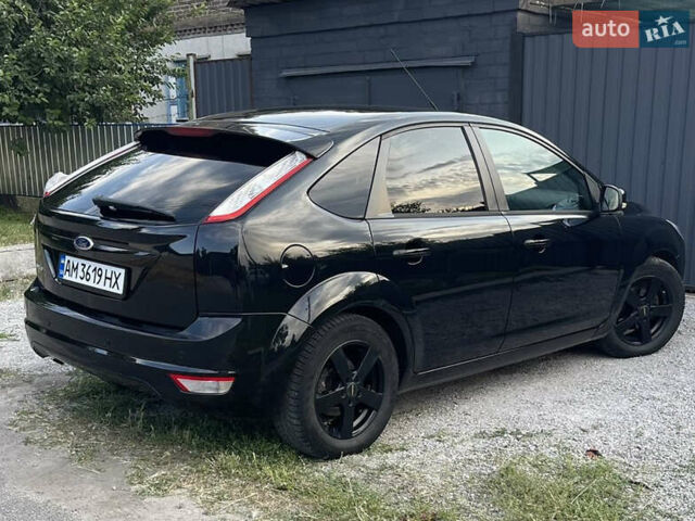 Черный Форд Фокус, объемом двигателя 1.6 л и пробегом 180 тыс. км за 6500 $, фото 7 на Automoto.ua