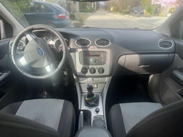 Черный Форд Фокус, объемом двигателя 1.6 л и пробегом 187 тыс. км за 4500 $, фото 14 на Automoto.ua