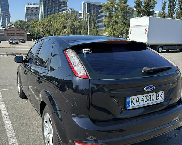 Черный Форд Фокус, объемом двигателя 2 л и пробегом 255 тыс. км за 6000 $, фото 4 на Automoto.ua