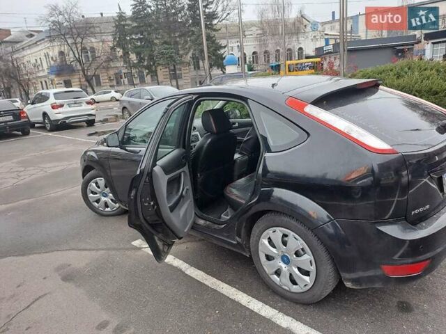 Черный Форд Фокус, объемом двигателя 1.6 л и пробегом 133 тыс. км за 6100 $, фото 3 на Automoto.ua