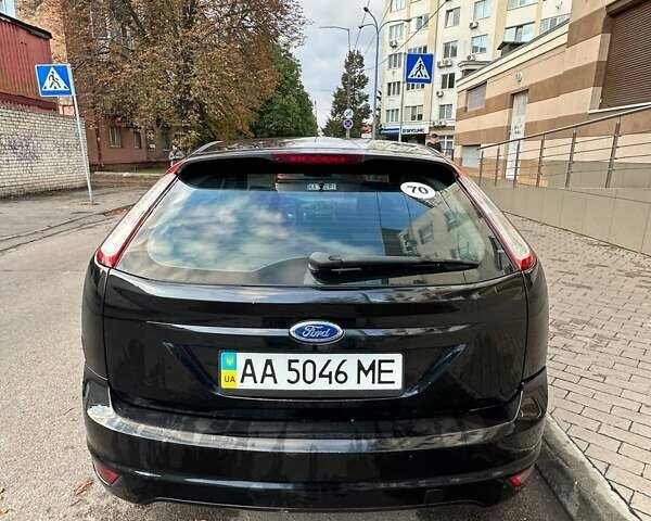 Черный Форд Фокус, объемом двигателя 0 л и пробегом 153 тыс. км за 5900 $, фото 2 на Automoto.ua