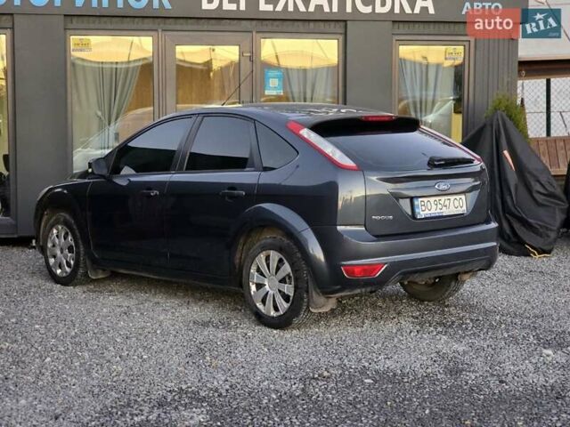 Черный Форд Фокус, объемом двигателя 1.6 л и пробегом 189 тыс. км за 5599 $, фото 10 на Automoto.ua