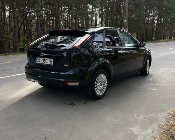 Чорний Форд Фокус, об'ємом двигуна 2 л та пробігом 257 тис. км за 5400 $, фото 3 на Automoto.ua