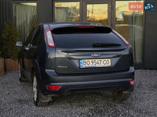Черный Форд Фокус, объемом двигателя 1.6 л и пробегом 189 тыс. км за 5599 $, фото 11 на Automoto.ua