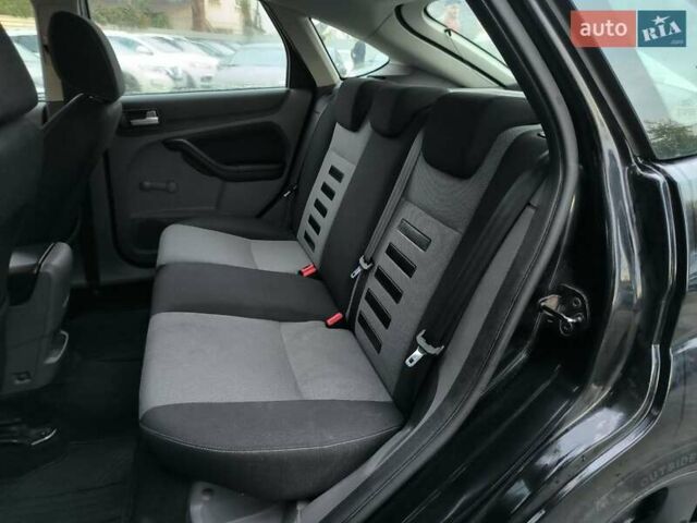 Черный Форд Фокус, объемом двигателя 1.56 л и пробегом 282 тыс. км за 5990 $, фото 9 на Automoto.ua