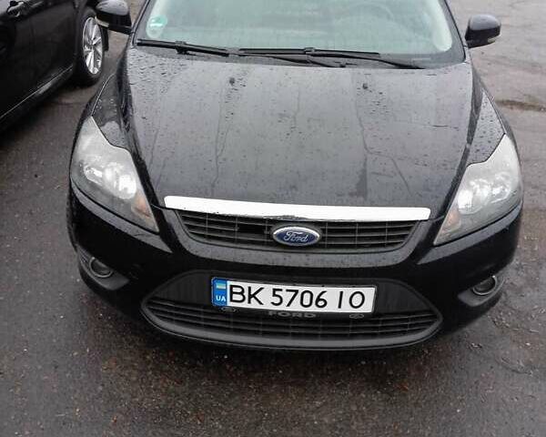 Черный Форд Фокус, объемом двигателя 1.6 л и пробегом 187 тыс. км за 4900 $, фото 1 на Automoto.ua