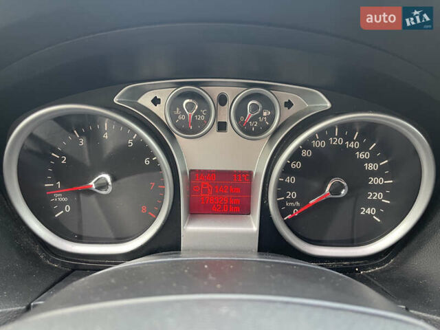 Черный Форд Фокус, объемом двигателя 1.6 л и пробегом 178 тыс. км за 6300 $, фото 27 на Automoto.ua