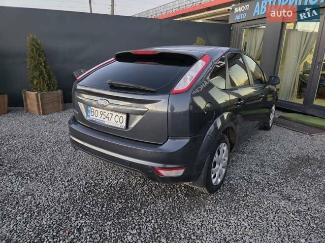 Черный Форд Фокус, объемом двигателя 1.6 л и пробегом 189 тыс. км за 5599 $, фото 14 на Automoto.ua