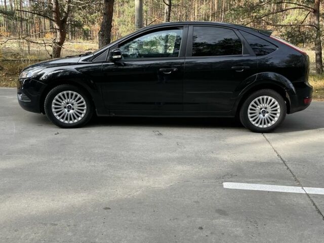 Чорний Форд Фокус, об'ємом двигуна 2 л та пробігом 257 тис. км за 5400 $, фото 6 на Automoto.ua