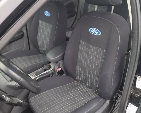 Чорний Форд Фокус, об'ємом двигуна 1.6 л та пробігом 88 тис. км за 6900 $, фото 3 на Automoto.ua