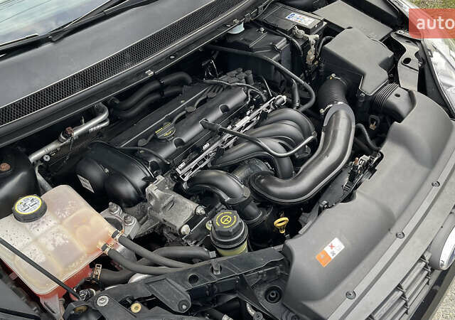 Черный Форд Фокус, объемом двигателя 1.6 л и пробегом 180 тыс. км за 6500 $, фото 17 на Automoto.ua