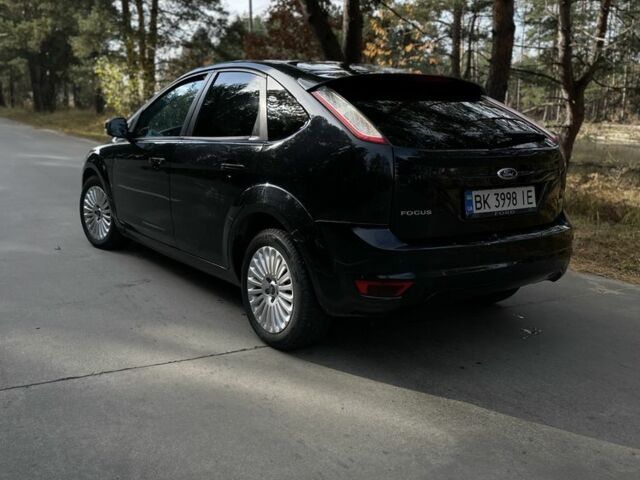 Чорний Форд Фокус, об'ємом двигуна 2 л та пробігом 257 тис. км за 5400 $, фото 5 на Automoto.ua