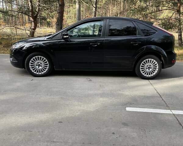 Чорний Форд Фокус, об'ємом двигуна 2 л та пробігом 257 тис. км за 5400 $, фото 6 на Automoto.ua