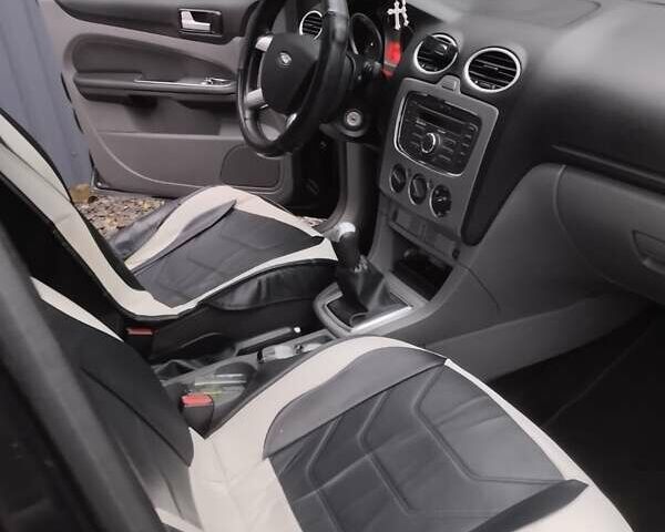 Чорний Форд Фокус, об'ємом двигуна 1.6 л та пробігом 222 тис. км за 5300 $, фото 4 на Automoto.ua