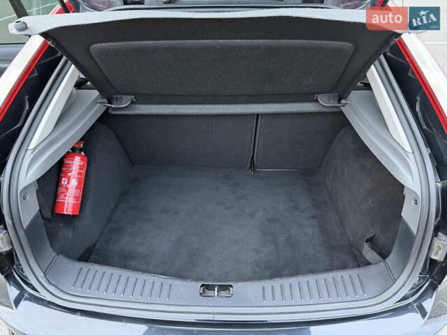 Черный Форд Фокус, объемом двигателя 1.56 л и пробегом 178 тыс. км за 6500 $, фото 12 на Automoto.ua