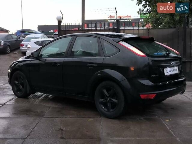Черный Форд Фокус, объемом двигателя 1.56 л и пробегом 282 тыс. км за 5990 $, фото 4 на Automoto.ua