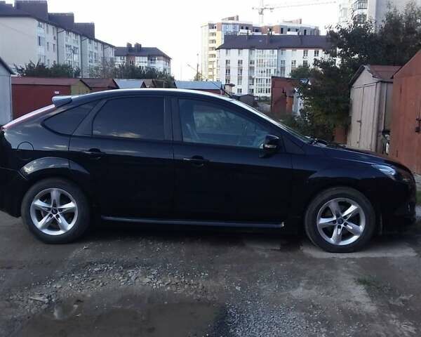 Чорний Форд Фокус, об'ємом двигуна 1.6 л та пробігом 223 тис. км за 6200 $, фото 4 на Automoto.ua