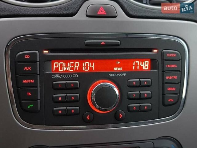 Черный Форд Фокус, объемом двигателя 1.56 л и пробегом 282 тыс. км за 5990 $, фото 16 на Automoto.ua