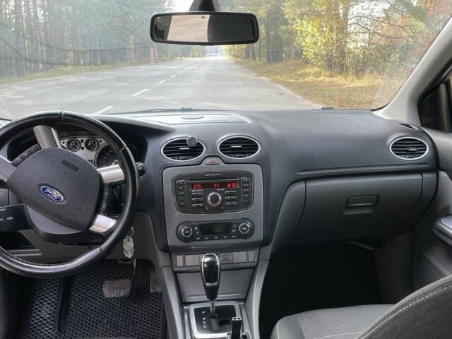 Чорний Форд Фокус, об'ємом двигуна 2 л та пробігом 257 тис. км за 5400 $, фото 11 на Automoto.ua