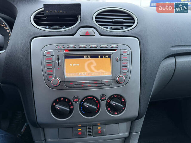 Черный Форд Фокус, объемом двигателя 1.56 л и пробегом 178 тыс. км за 6500 $, фото 15 на Automoto.ua