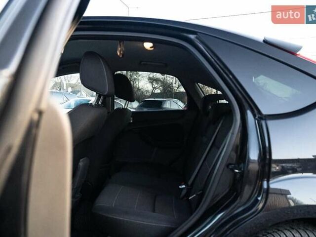 Чорний Форд Фокус, об'ємом двигуна 2 л та пробігом 258 тис. км за 7700 $, фото 28 на Automoto.ua