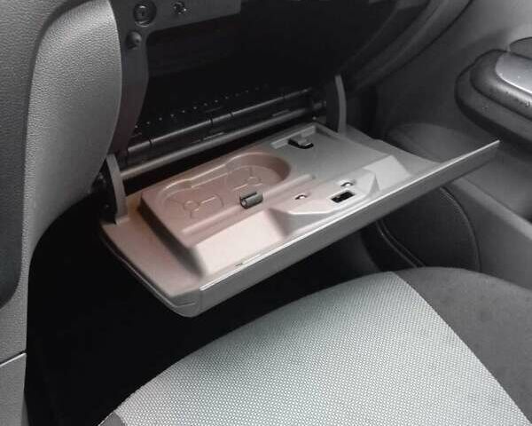 Черный Форд Фокус, объемом двигателя 1.6 л и пробегом 187 тыс. км за 4900 $, фото 15 на Automoto.ua