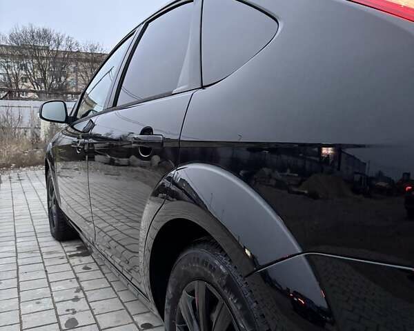 Черный Форд Фокус, объемом двигателя 1.6 л и пробегом 134 тыс. км за 7500 $, фото 8 на Automoto.ua