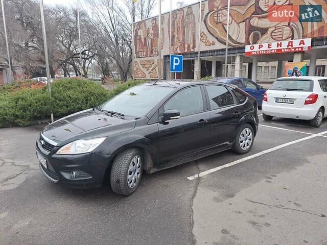 Черный Форд Фокус, объемом двигателя 1.6 л и пробегом 133 тыс. км за 6100 $, фото 2 на Automoto.ua
