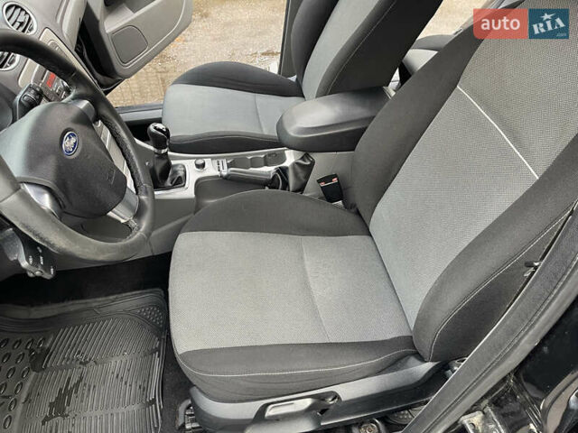 Черный Форд Фокус, объемом двигателя 1.6 л и пробегом 178 тыс. км за 6300 $, фото 13 на Automoto.ua