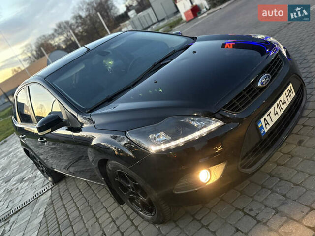 Черный Форд Фокус, объемом двигателя 1.8 л и пробегом 240 тыс. км за 5100 $, фото 3 на Automoto.ua