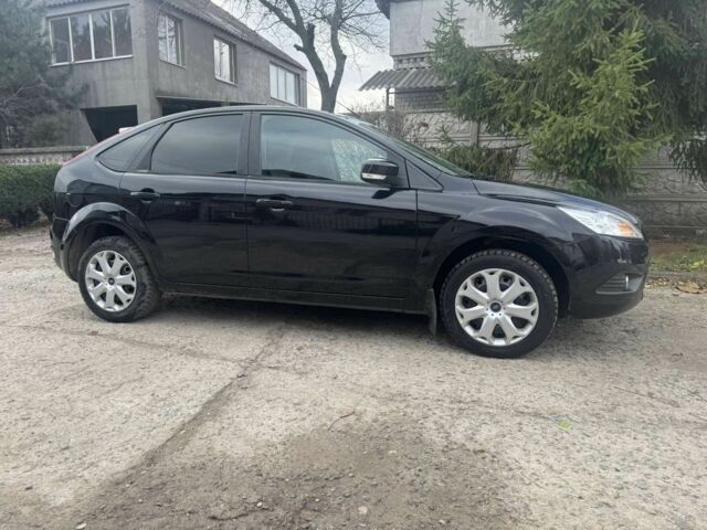 Черный Форд Фокус, объемом двигателя 1.6 л и пробегом 187 тыс. км за 4500 $, фото 1 на Automoto.ua