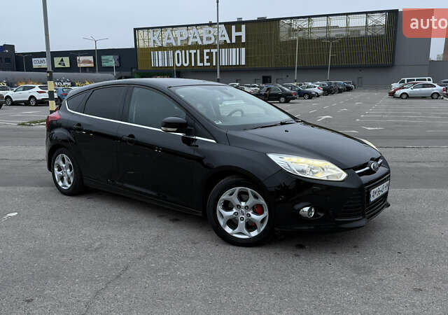 Черный Форд Фокус, объемом двигателя 1.6 л и пробегом 209 тыс. км за 8300 $, фото 7 на Automoto.ua