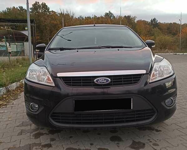 Черный Форд Фокус, объемом двигателя 1.6 л и пробегом 250 тыс. км за 6000 $, фото 3 на Automoto.ua