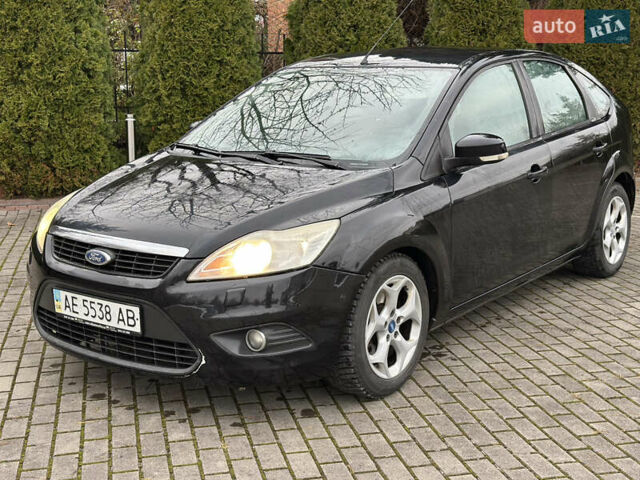 Черный Форд Фокус, объемом двигателя 2 л и пробегом 410 тыс. км за 3999 $, фото 2 на Automoto.ua