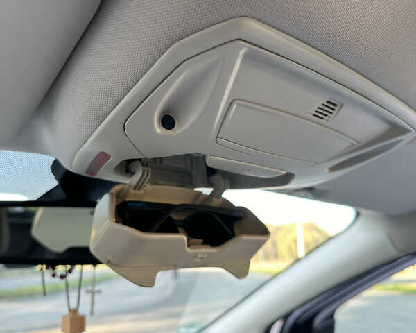 Чорний Форд Фокус, об'ємом двигуна 2 л та пробігом 214 тис. км за 7600 $, фото 17 на Automoto.ua