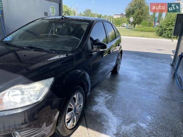 Черный Форд Фокус, объемом двигателя 1.6 л и пробегом 165 тыс. км за 7200 $, фото 8 на Automoto.ua