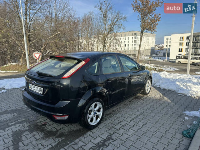 Черный Форд Фокус, объемом двигателя 2 л и пробегом 410 тыс. км за 3999 $, фото 8 на Automoto.ua