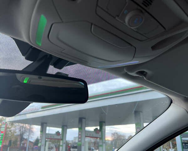 Черный Форд Фокус, объемом двигателя 1.6 л и пробегом 219 тыс. км за 7800 $, фото 24 на Automoto.ua