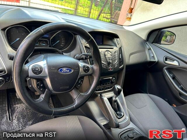 Черный Форд Фокус, объемом двигателя 1.6 л и пробегом 219 тыс. км за 8400 $, фото 7 на Automoto.ua