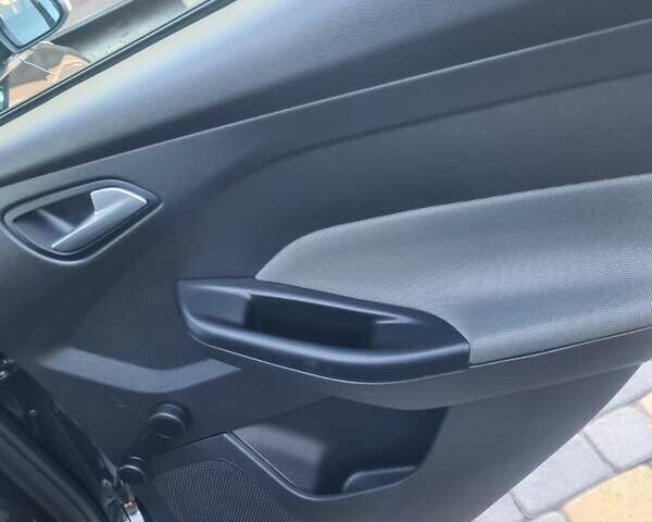 Черный Форд Фокус, объемом двигателя 1.6 л и пробегом 251 тыс. км за 6750 $, фото 45 на Automoto.ua