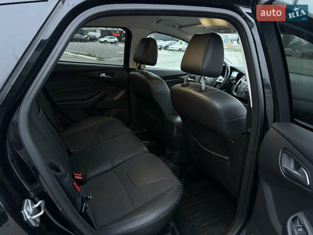 Черный Форд Фокус, объемом двигателя 1.6 л и пробегом 209 тыс. км за 8300 $, фото 34 на Automoto.ua